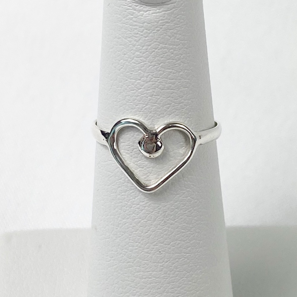NWOT 925 Silver Heart Ring Size 5